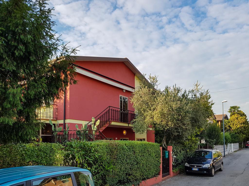 La Casa Rossa Appartement Treviso Buitenkant foto